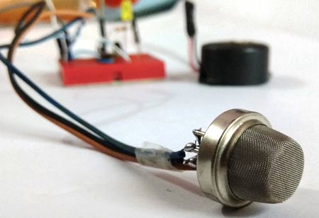 MQ6 Smoke Gas Sensor Module for Smoke Detector Circuit