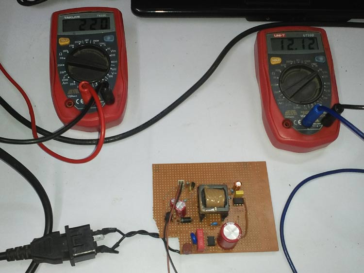 Testing VIPer22A Circuit for 12V SMPS