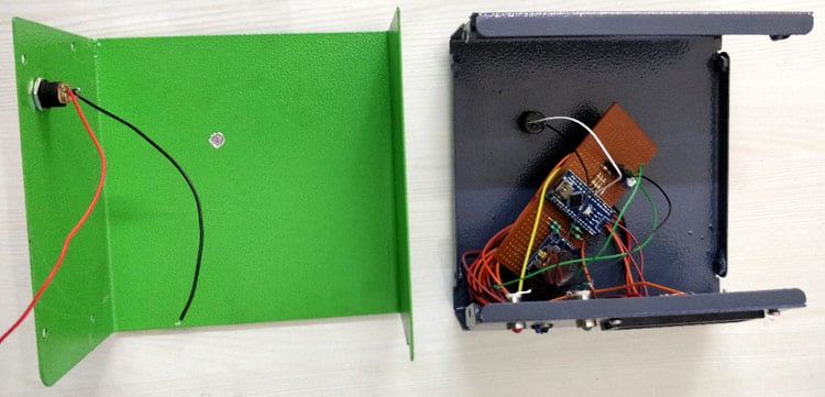 Wall Mount Thermometer Enclosure