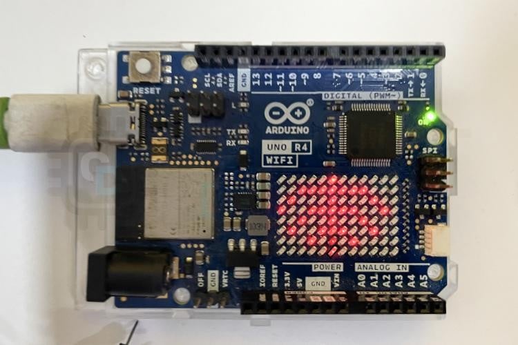 Reconnecting Arduino to hotspot after connection loss