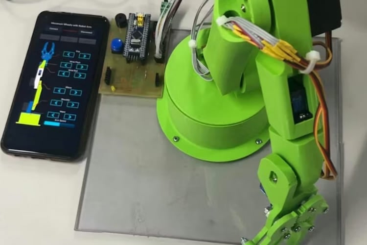 6-DOF robotic arm operated using STM32 and ESP32 with smartphone-based Bluetooth motion control interface