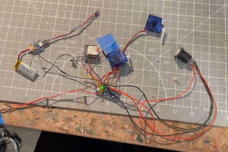 DIY Pokeball Circuit