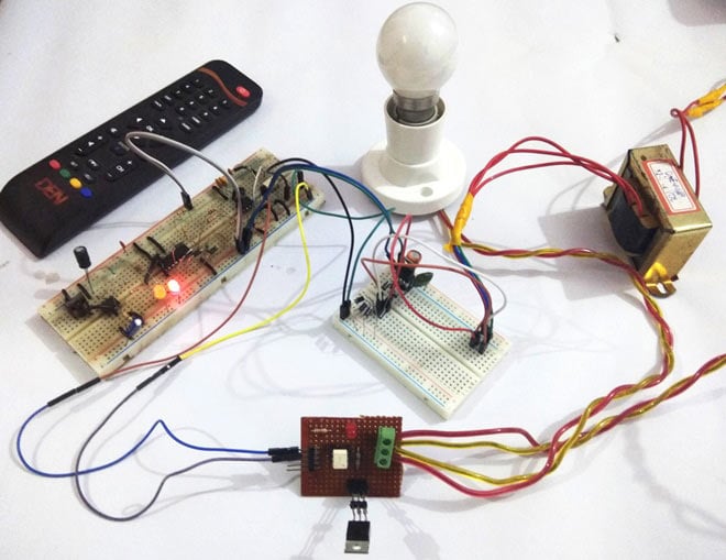 IR Remote Controlled TRIAC AC Light Dimmer Circuit