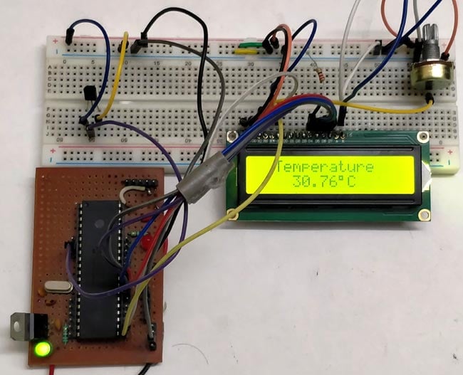 Digital Thermometer using LM35 and PIC microcontroller