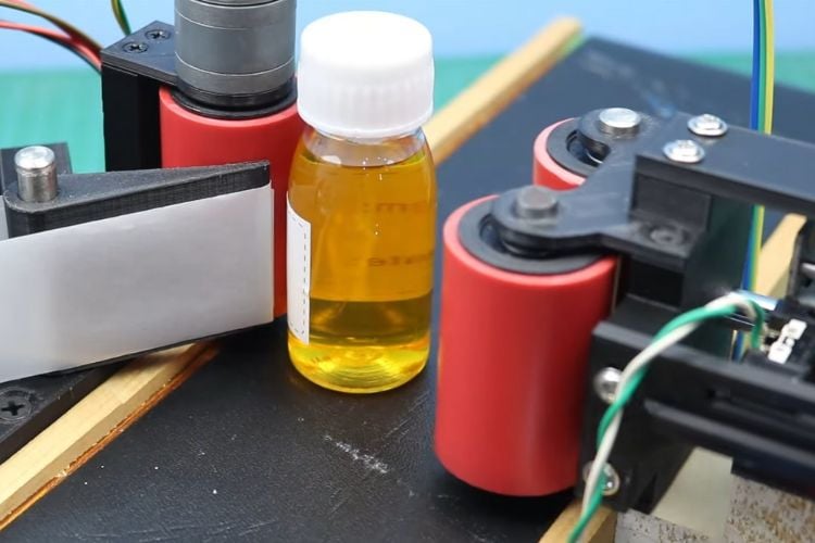 Build a DIY Arduino Bottle Labeling Machine