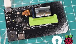 RP2040 Business Card: Playing Doom on a Tiny PCB