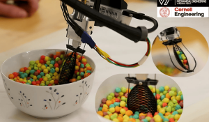 Origami-Inspired Kiri-Spoon Helps with Eating