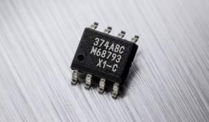 Triaxis Hall position Sensor with dual-output option for automotive applications